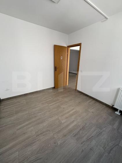 Birou, de 47 mp, în Ultracentral