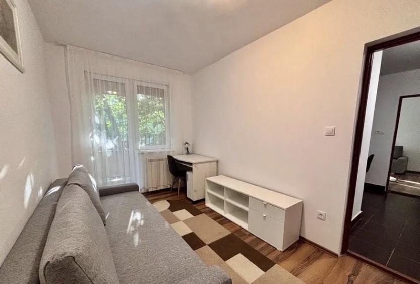 Apartament cu 2 camere semidecomandat în Careiului