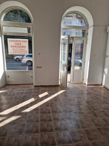 Spațiu comercial, de 55 mp, în Central