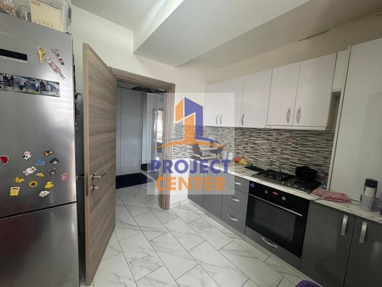 Apartament cu 2 camere decomandat, mobilat în Teilor