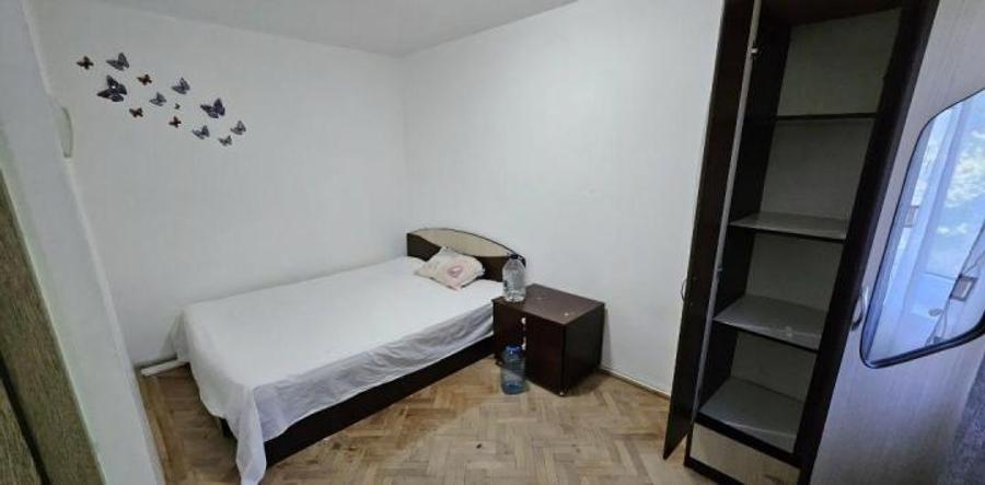 Apartament cu 2 camere semidecomandat, mobilat în Tomis Nord
