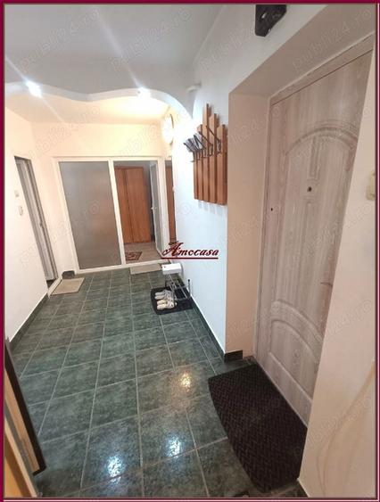 Apartament cu 2 camere decomandat în Rovine