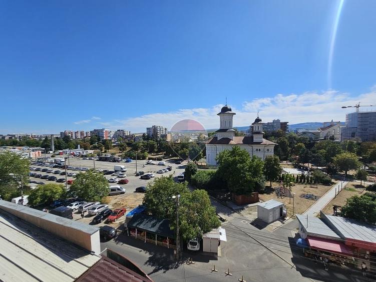 Apartament cu 2 camere decomandat în Mărăști