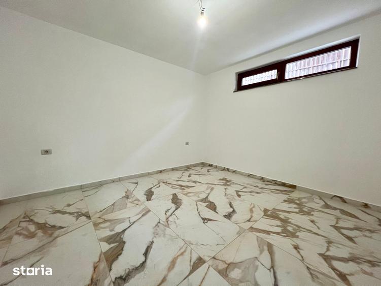 Casă cu 6 camere cu Teren 500 Mp în Miroslava