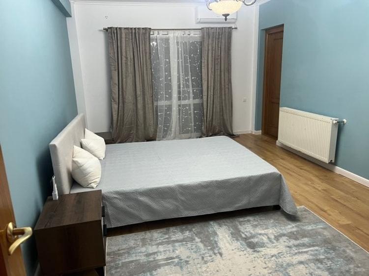 Apartament cu 3 camere decomandat, mobilat în Ferme