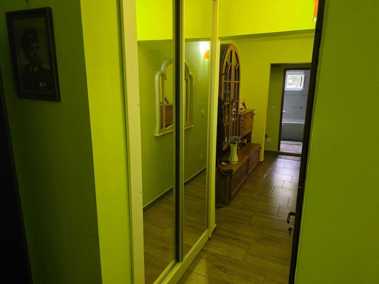 Apartament cu 3 camere decomandat în Micălaca