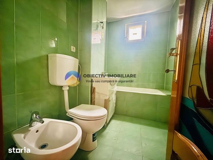Apartament cu 2 camere decomandat în Precista