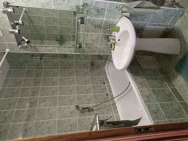 Apartament cu 2 camere decomandat în Păcii