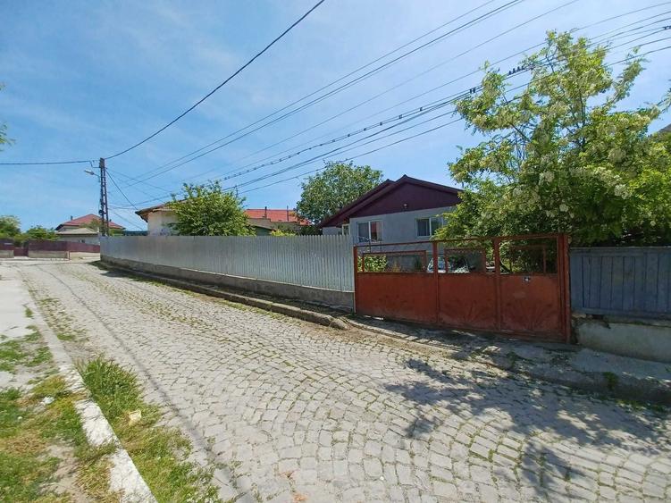 Casă cu 4 camere în Babadag