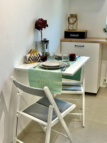 Apartament cu 3 camere decomandat, mobilat în Giroc