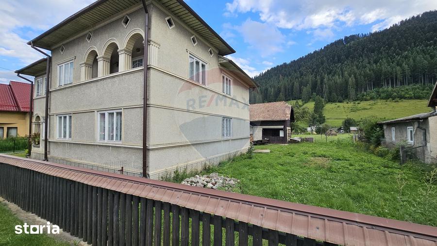 Teren de 4822 mp, în Sadova