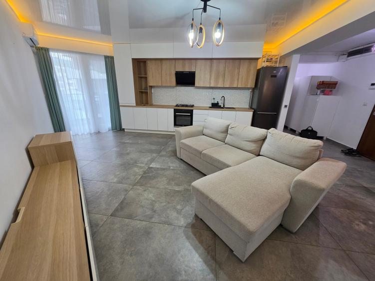 Apartament cu 2 camere decomandat în Pipera