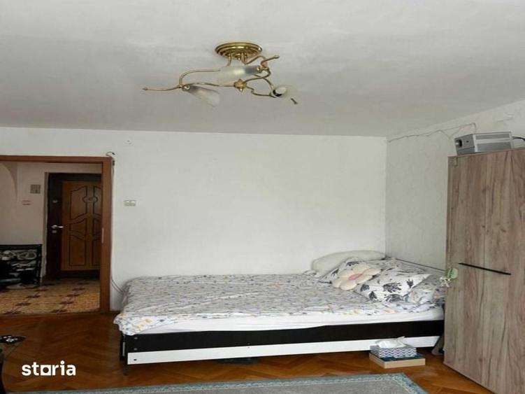 Apartament cu 3 camere semidecomandat în Mănăștur