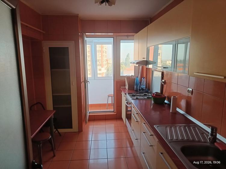 Apartament cu 2 camere decomandat în Faleză