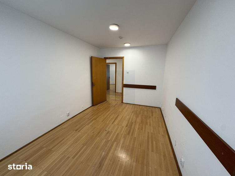 Spațiu comercial, de 84 mp, în Națiunile Unite