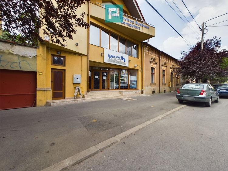 Spațiu comercial, de 401 mp, în Central