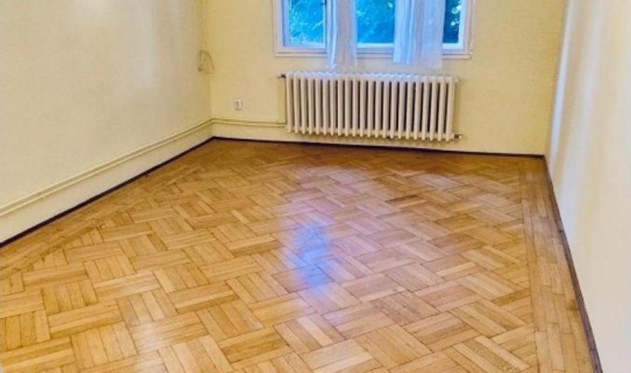 Apartament cu 6 camere în Kiseleff