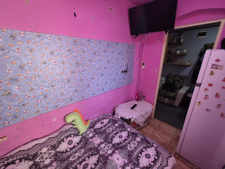 Apartament cu 2 camere decomandat în Confecții