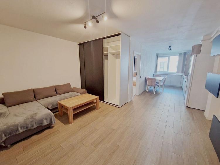 Apartament 2 camere de vanzare, 48.30 mp finisat str Razoare Vivo Mall - 8