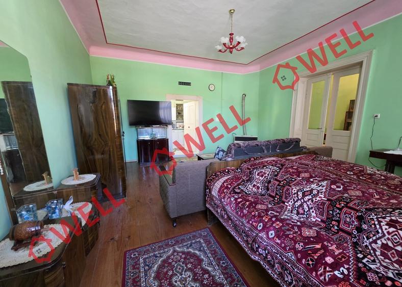 Casă cu 2 camere cu Teren 98 Mp în Central