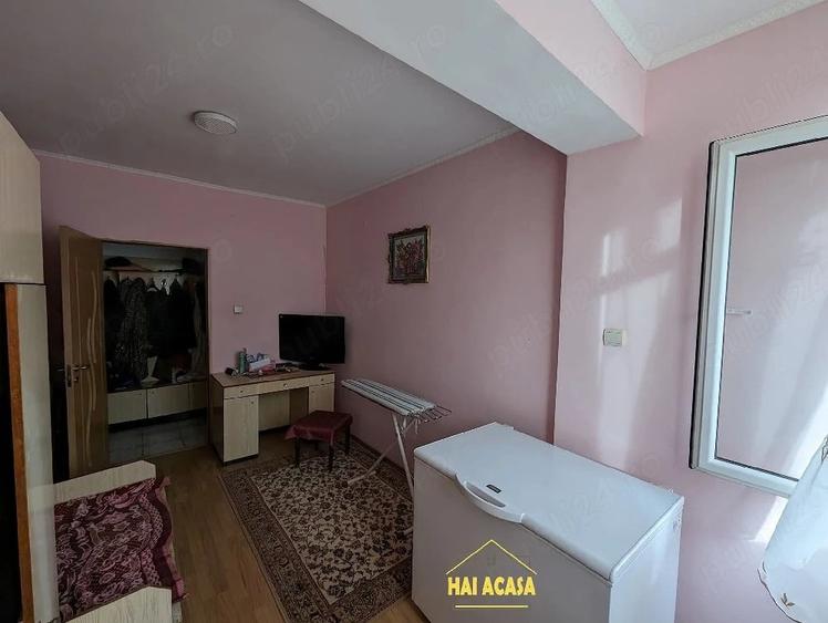Apartament cu 3 camere decomandat în Soarelui