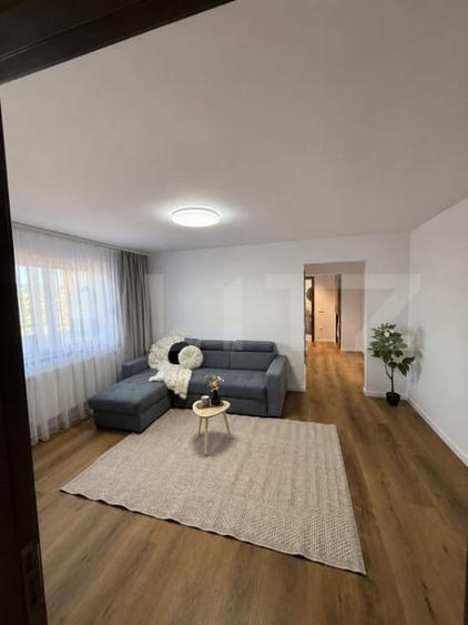 Apartament 3 camere, 73 mp, zona Lama - 4