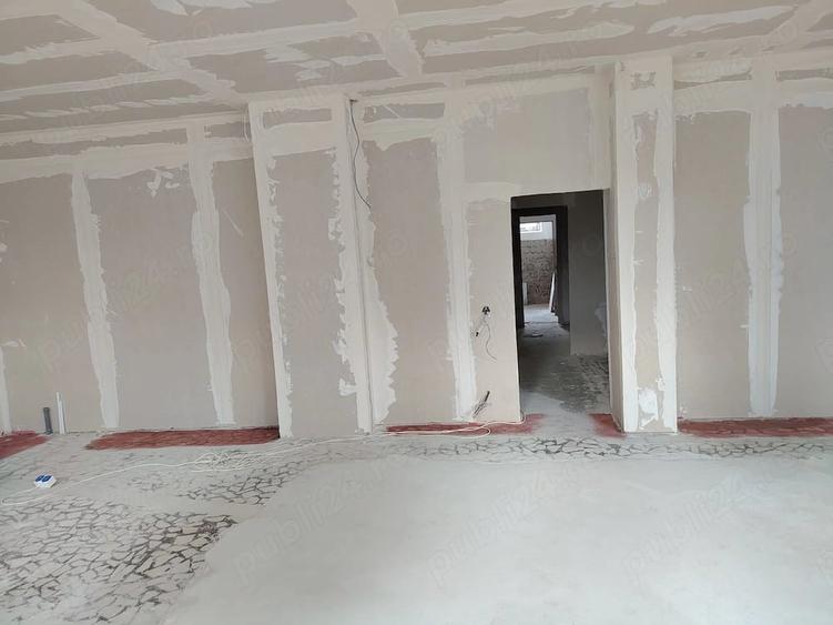 Spațiu comercial, de 100 mp, în Craiovei