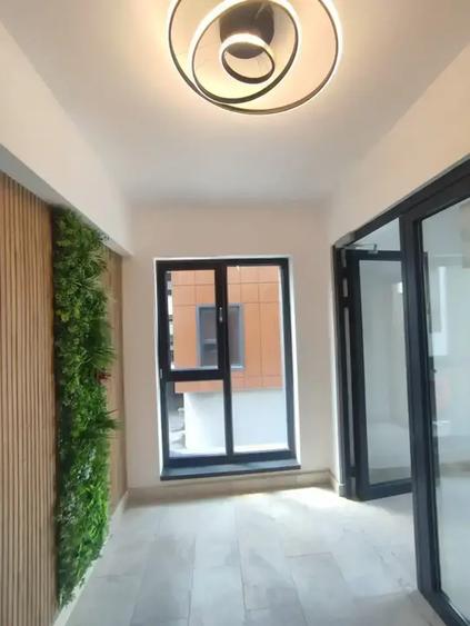 Apartament cu 2 camere semidecomandat în Theodor Pallady