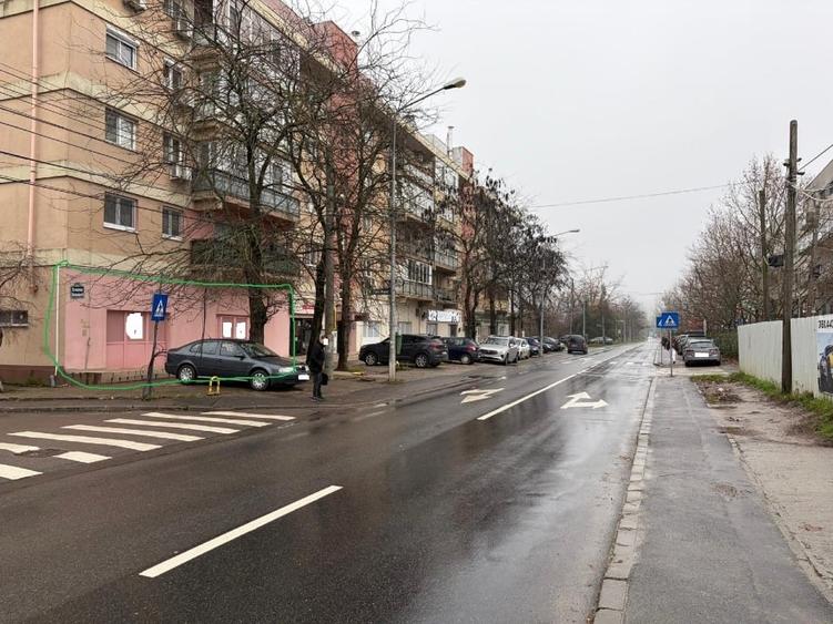 Spațiu comercial, de 74 mp, în Băneasa