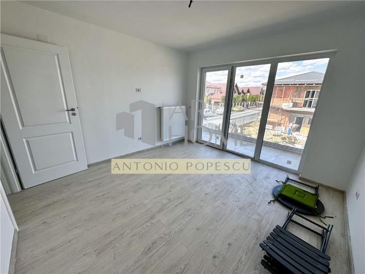 Casă cu 4 camere cu Teren 230 Mp în Păulești