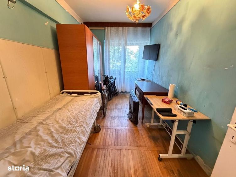 Apartament 3 camere, DECOMANDAT, ETAJ 1, Esplanada Nicolina - 2