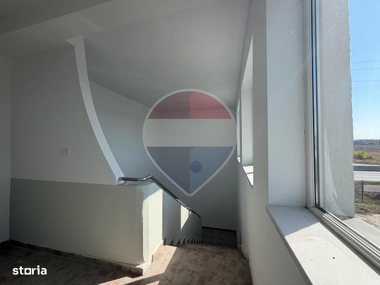 Spațiu comercial, de 349 mp, în Central