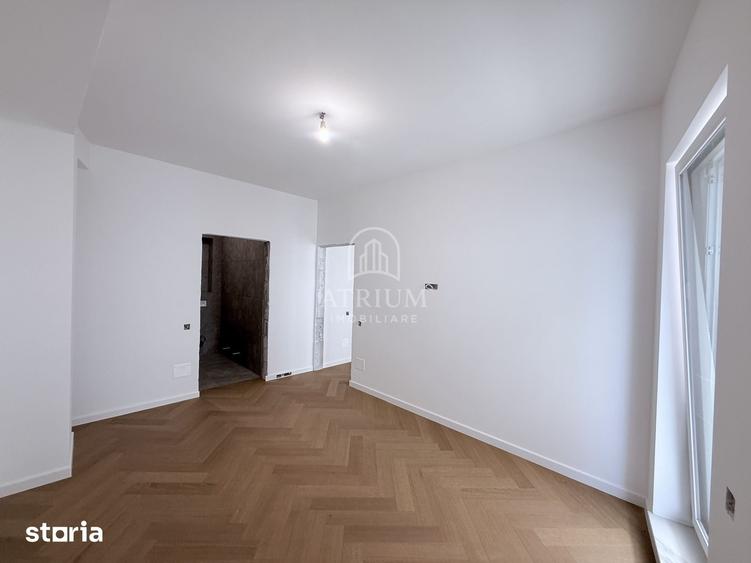 Apartament cu 4 camere în Central