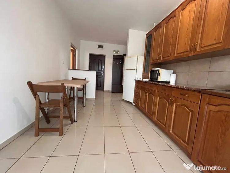 Apartament cu 2 camere decomandat în Dorobanți