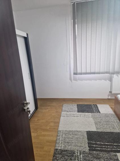Apartament cu 2 camere semidecomandat în Brazda lui Novac