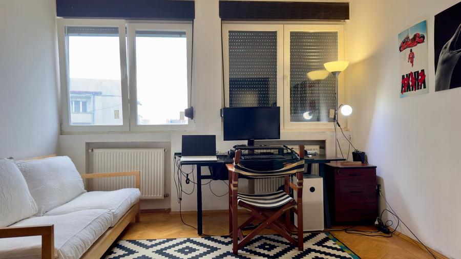 Apartament cu 4 camere decomandat, mobilat în Batistei