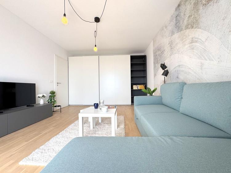 Apartament cu 2 camere decomandat, mobilat în Complex Studențesc