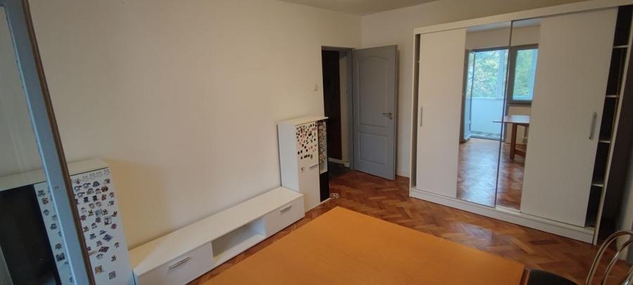 Apartament cu 2 camere semidecomandat, mobilat în Mănăștur