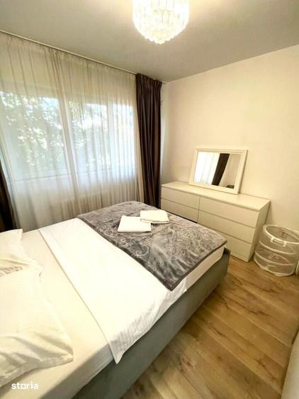 Apartament cu 2 camere decomandat în Victoriei