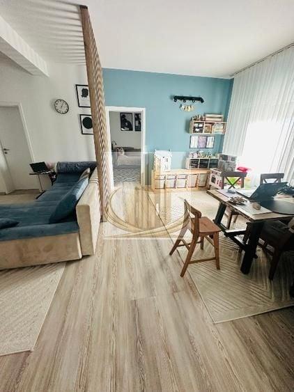 Apartament cu 2 camere semidecomandat, mobilat în Giroc