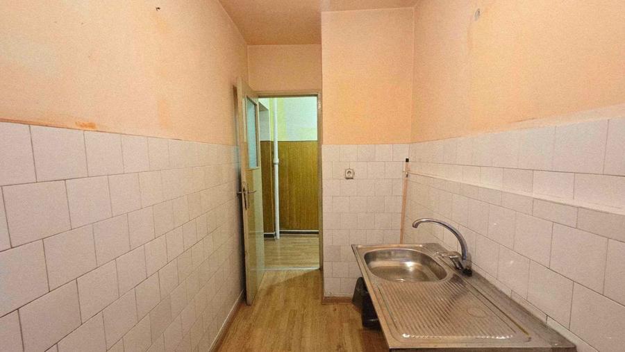 Ap 3 cam tip T de vânzare, str Războieni-AP1467 - 12