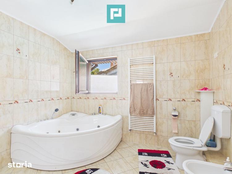 Casa ultracentrala cu 6 camere pentru investi?ii - 15