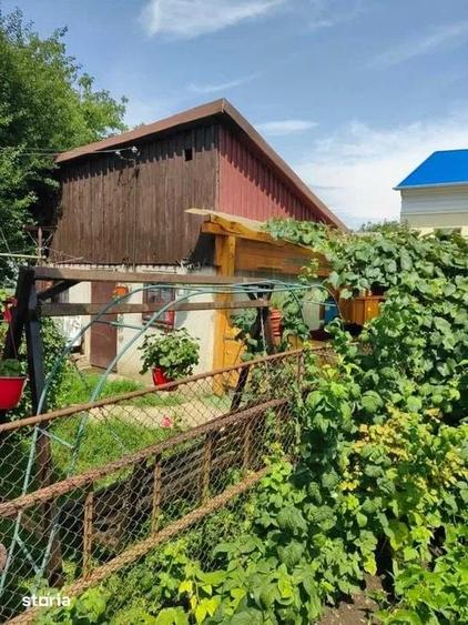 Casă cu 4 camere cu Teren 355 Mp în Burdujeni