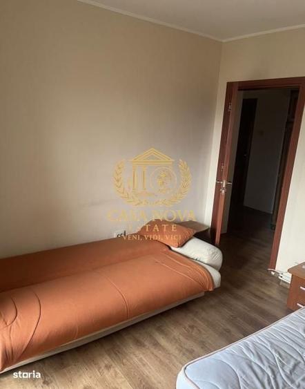 Apartament cu 3 camere decomandat în Aurel Vlaicu