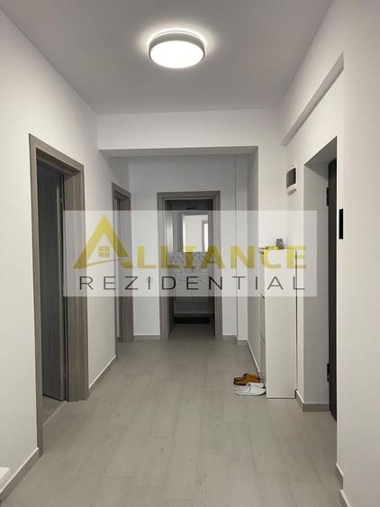 Apartament cu 2 camere decomandat, mobilat în Est