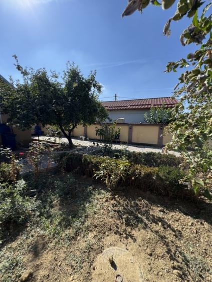 Casă individuală cu 3 camere cu Canalizare în Poștei - Bucov
