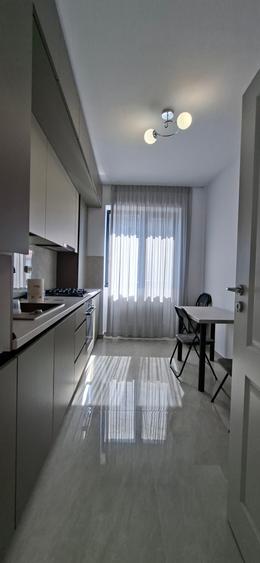 Apartament cu 3 camere decomandat în Bucureștii Noi