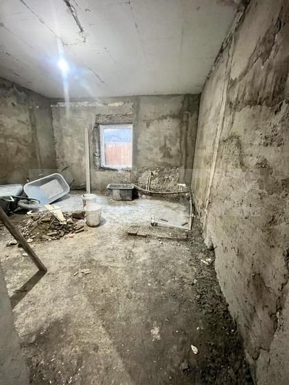 Casă individuală cu 4 camere cu Canalizare în Exterior Nord