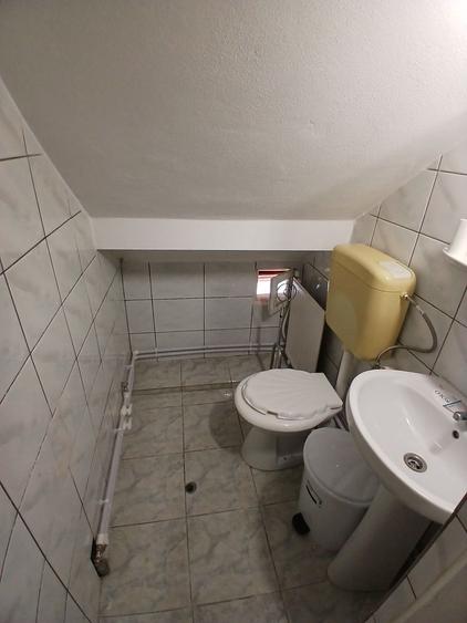 Spațiu comercial, de 20 mp, în Central