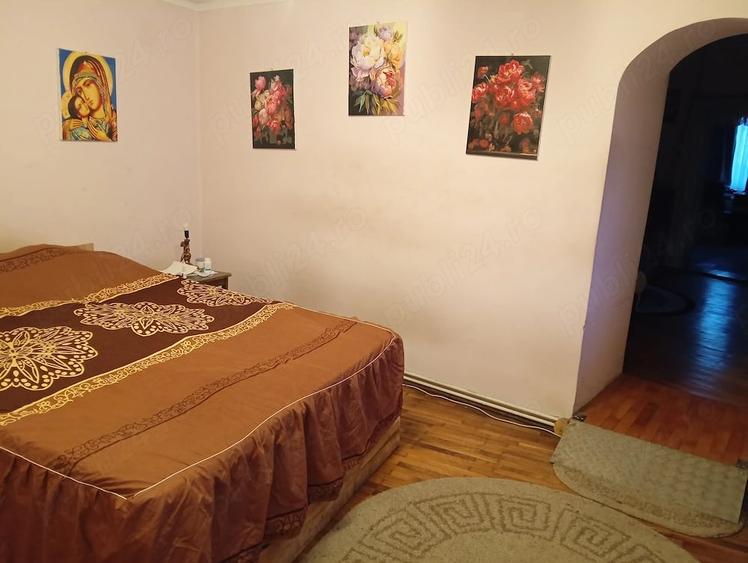Casă cu 4 camere cu Teren 1000 Mp în Crihalma